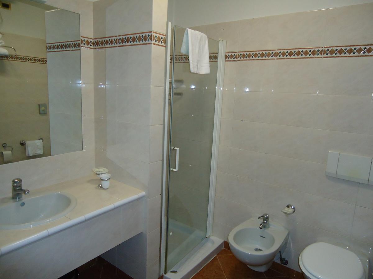 Castel Goffredo Hotel Paris מראה חיצוני תמונה